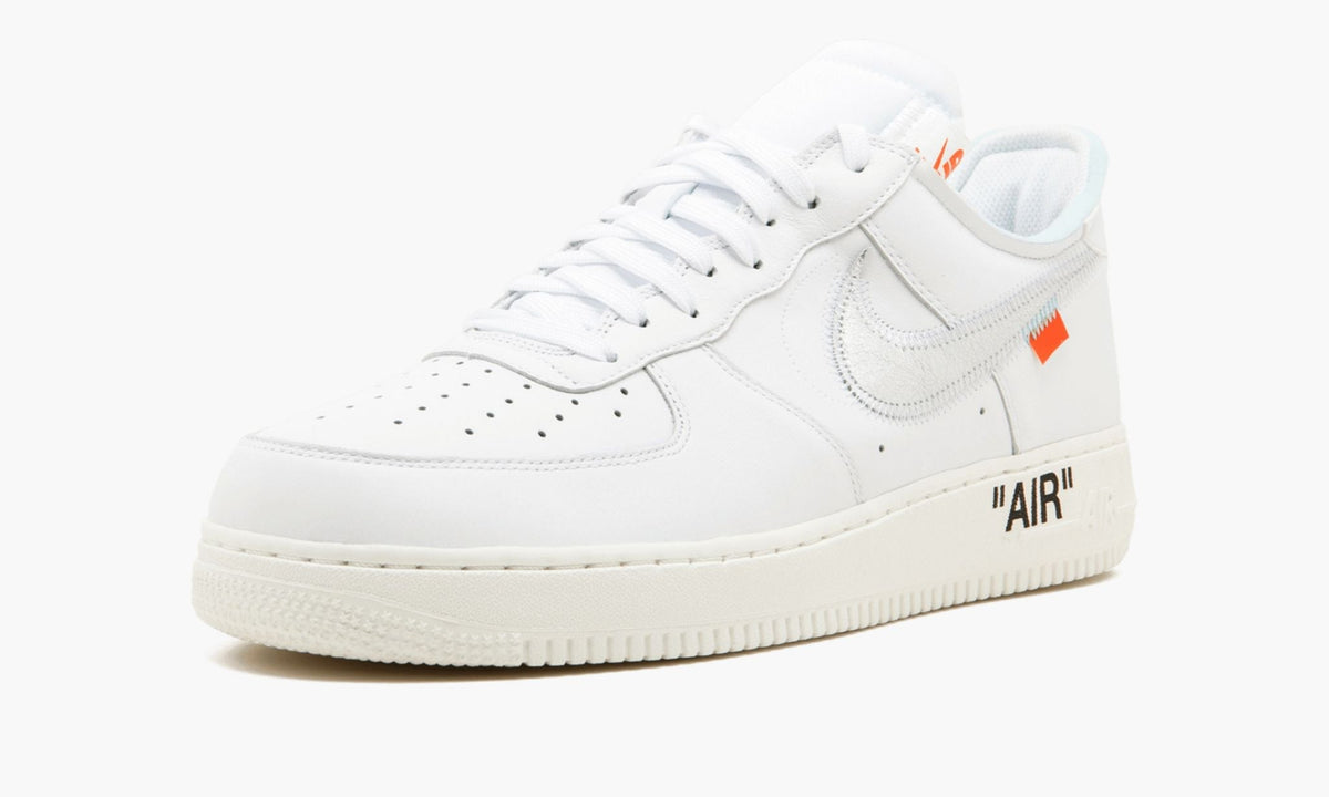 Air Force 1 07 "Off-White - ComplexCon" - Angle View 6