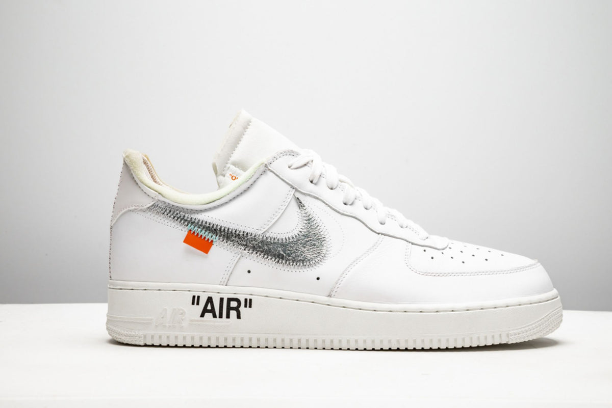 Air Force 1 07 "Off-White - ComplexCon" - Angle View 9