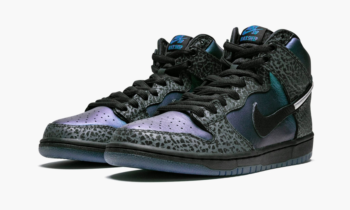 SB Dunk High Pro QS "Black Sheep - Black Hornet" - View 3