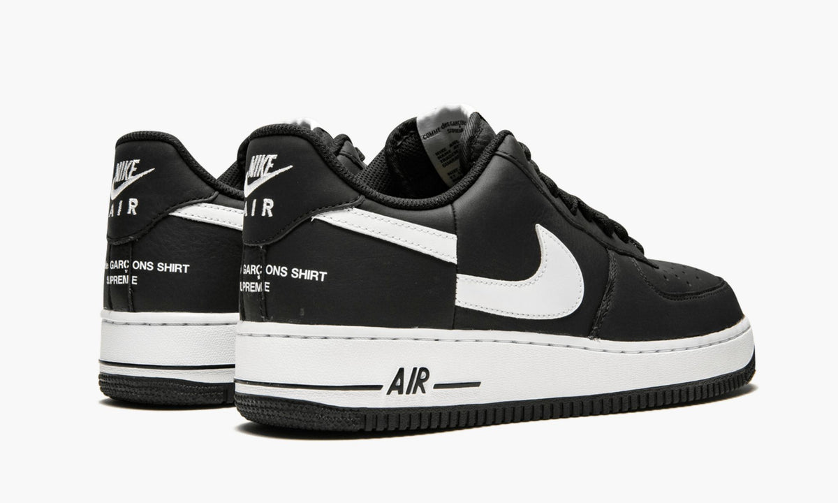 Air Force 1 Low "Supreme x Comme Des Garcons" - Angle View 4