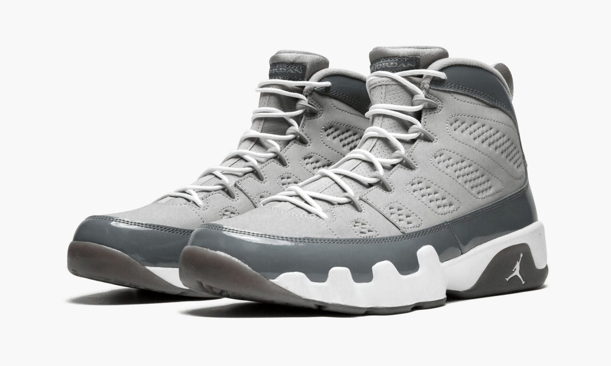 Air Jordan 9 Retro "Cool Grey" - Angle View 3
