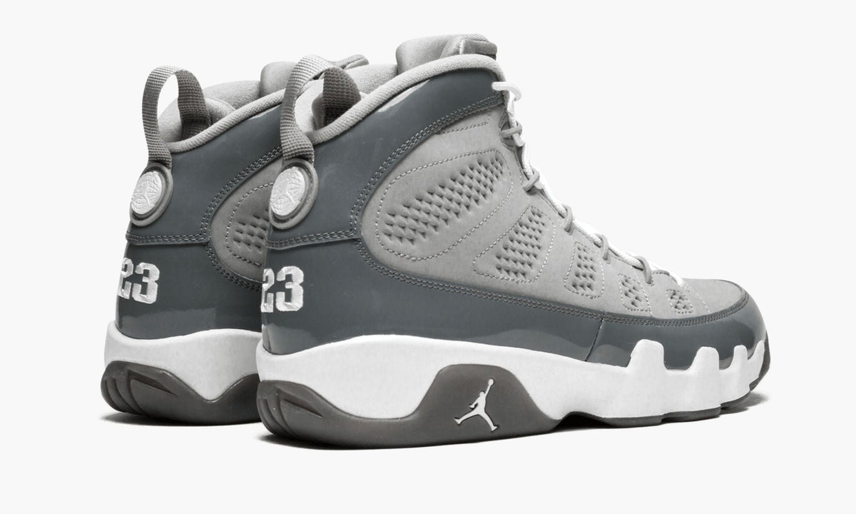 Air Jordan 9 Retro "Cool Grey" - Angle View 4