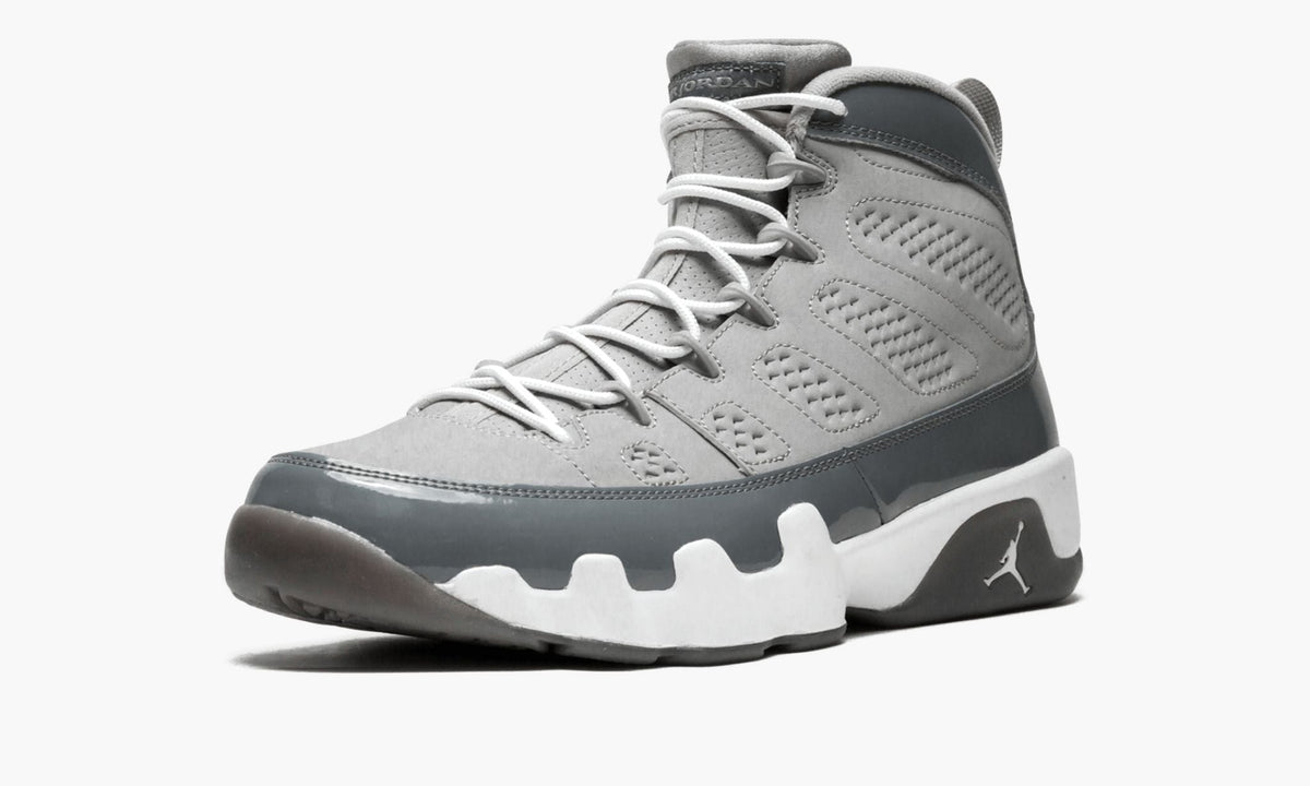 Air Jordan 9 Retro "Cool Grey" - Angle View 5