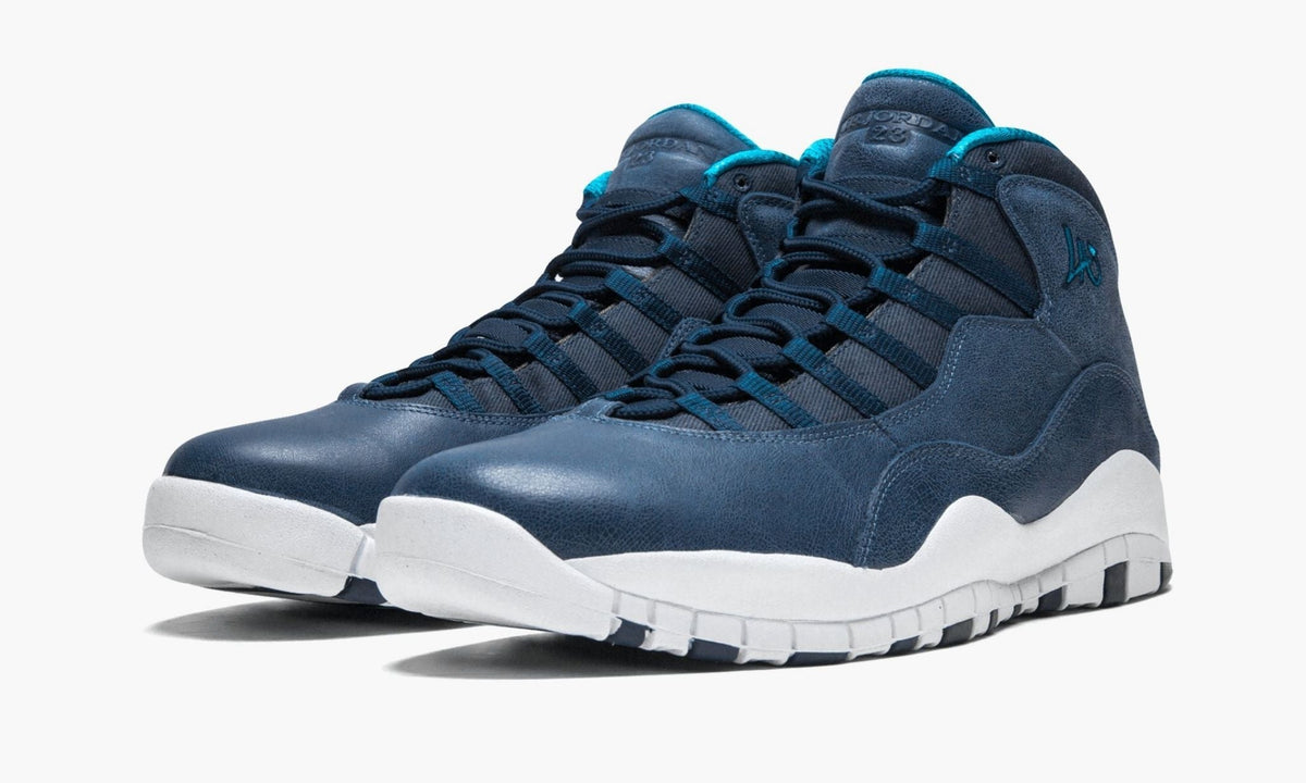 Air Jordan Retro 10 "City Pack - Los Angeles" - Angle View 6