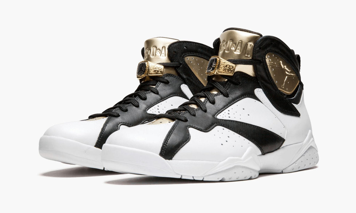 Air Jordan 7 Retro C&C "Champagne" - Angle View 6