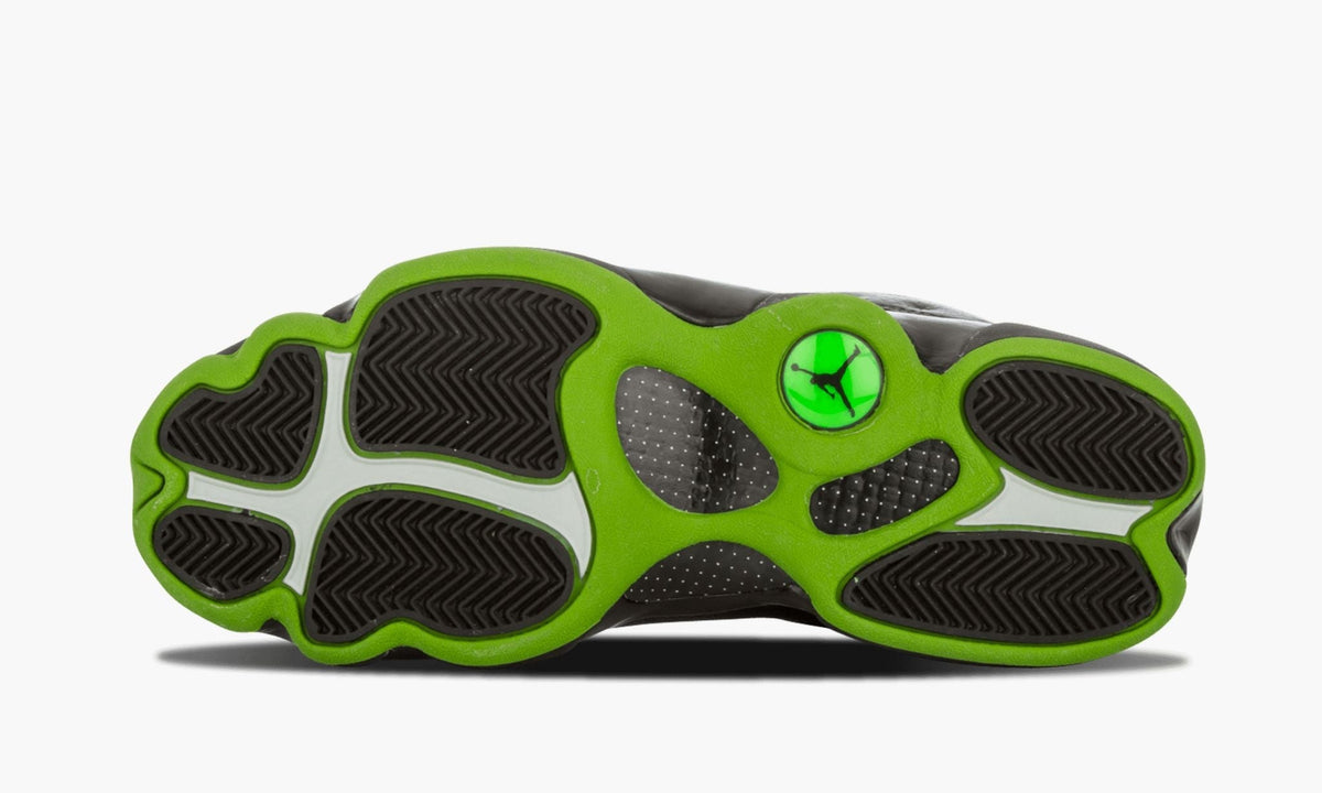 Air Jordan Retro 13 "Altitude" - Angle View 6