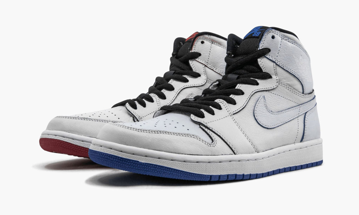 Jordan 1 SB QS "Lance Mountain" - Angle View 3