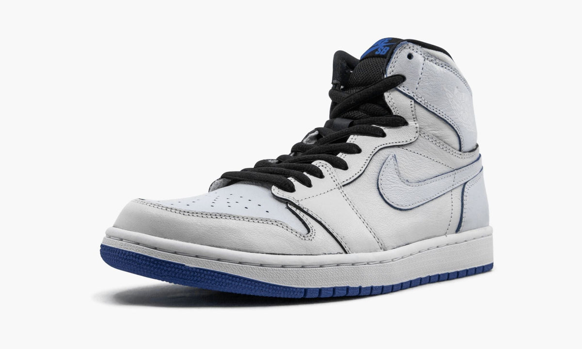 Jordan 1 SB QS "Lance Mountain" - Angle View 5