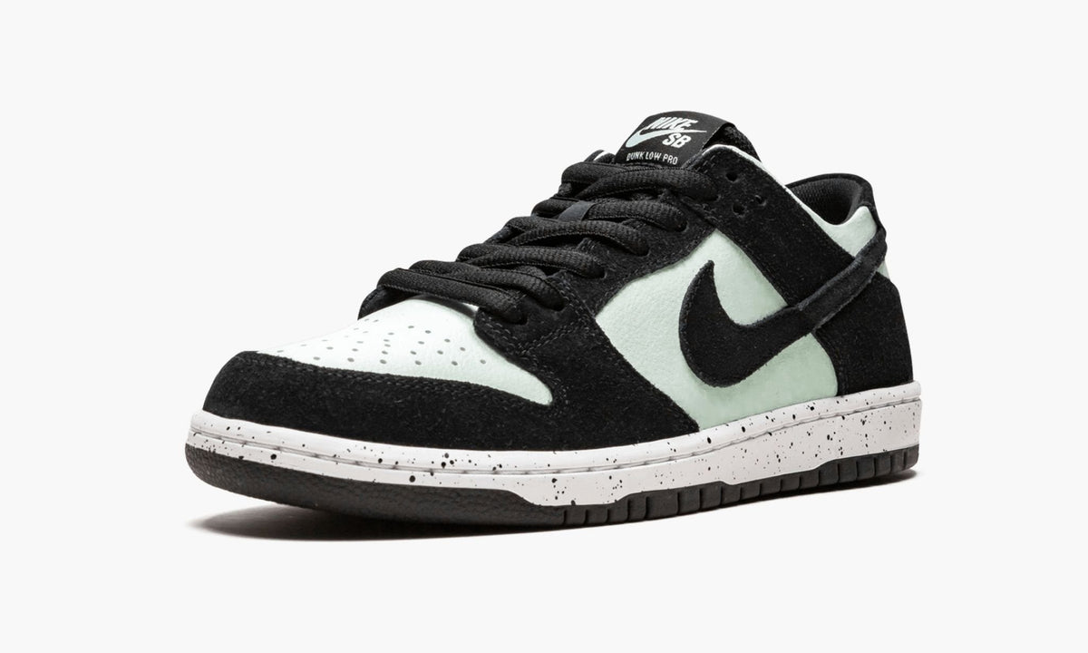 SB Zoom Dunk Low Pro "Barely Green" - View 5