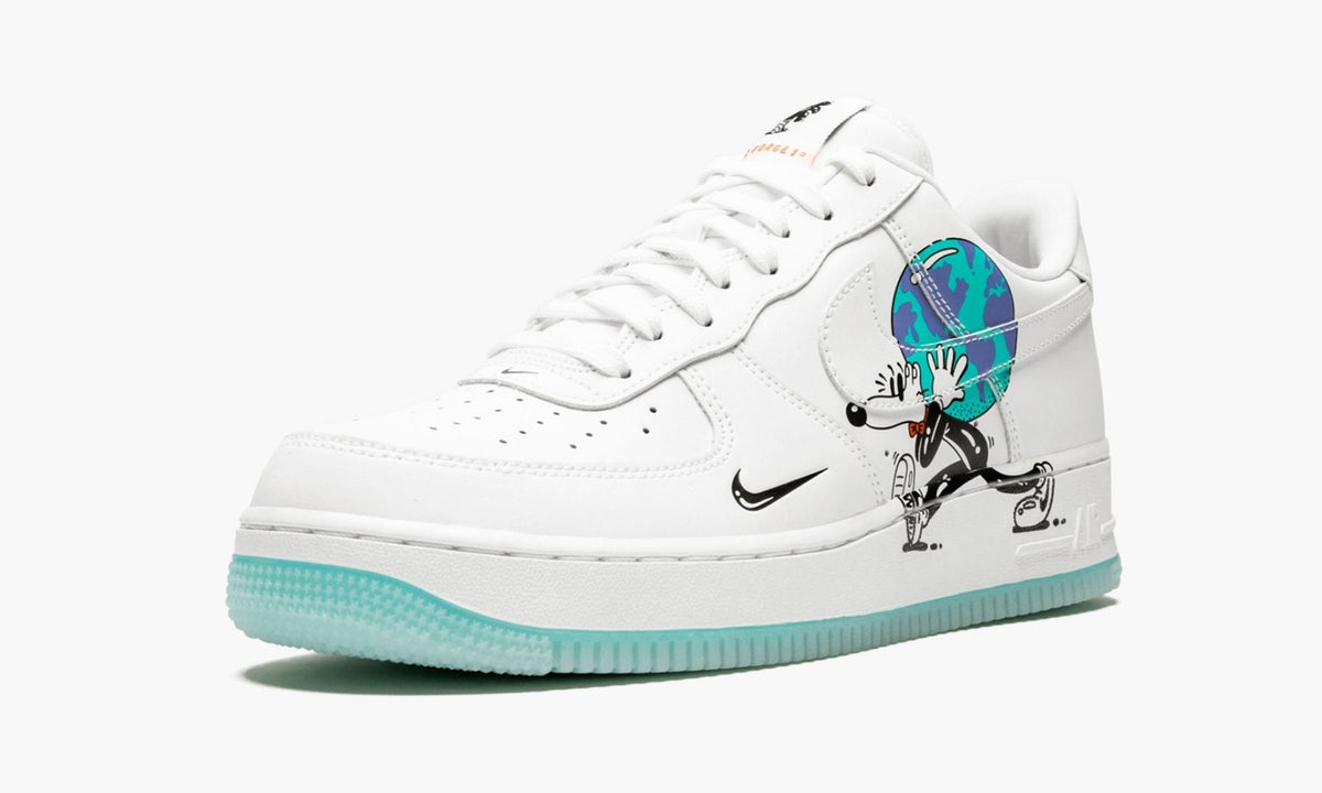 Air Force 1 Flyleather QS "Earth Day" - Angle View 5