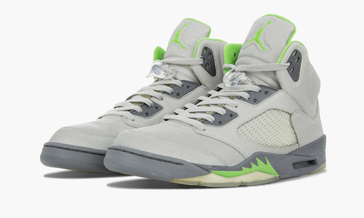 Air Jordan 5 Retro "Green Bean" - Angle View 7