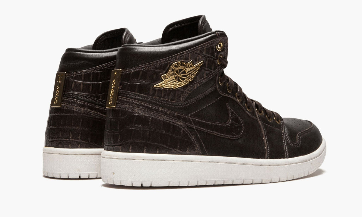 Air Jordan 1 Pinnacle "Baroque Brown" - Angle View 4
