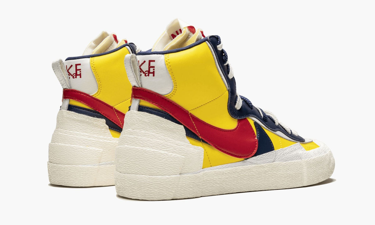 Blazer Mid "Sacai - Varsity Maize" - View 4