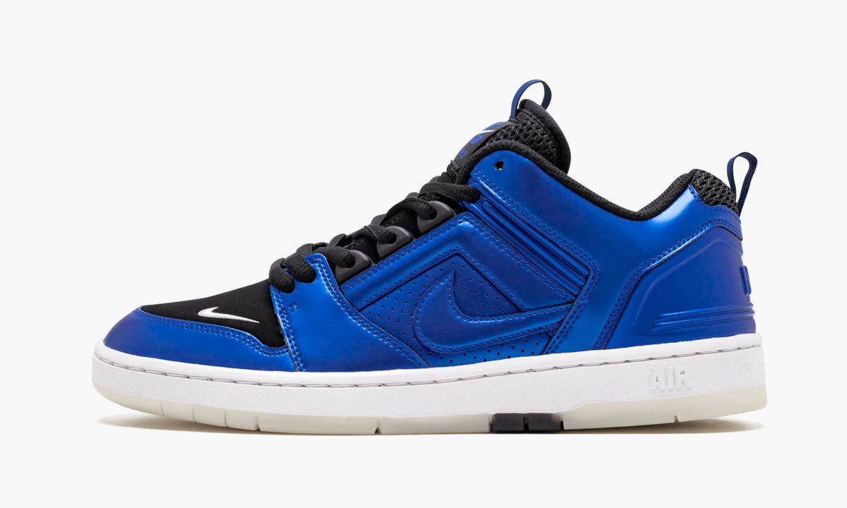 SB Air Force II Low QS "Royal Foamposite" - Angle View 2