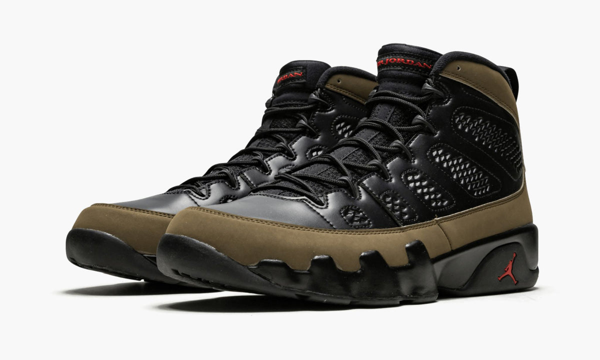 Air Jordan 9 Retro "Olive" - Angle View 3