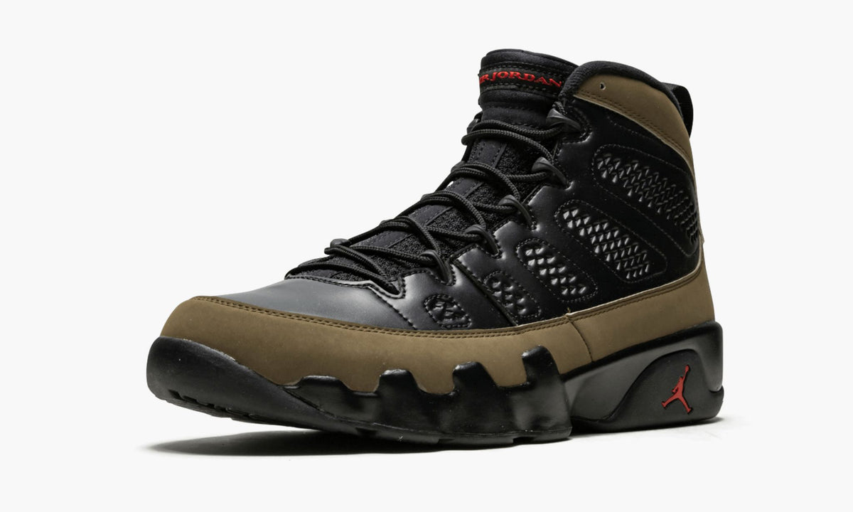 Air Jordan 9 Retro "Olive" - Angle View 5