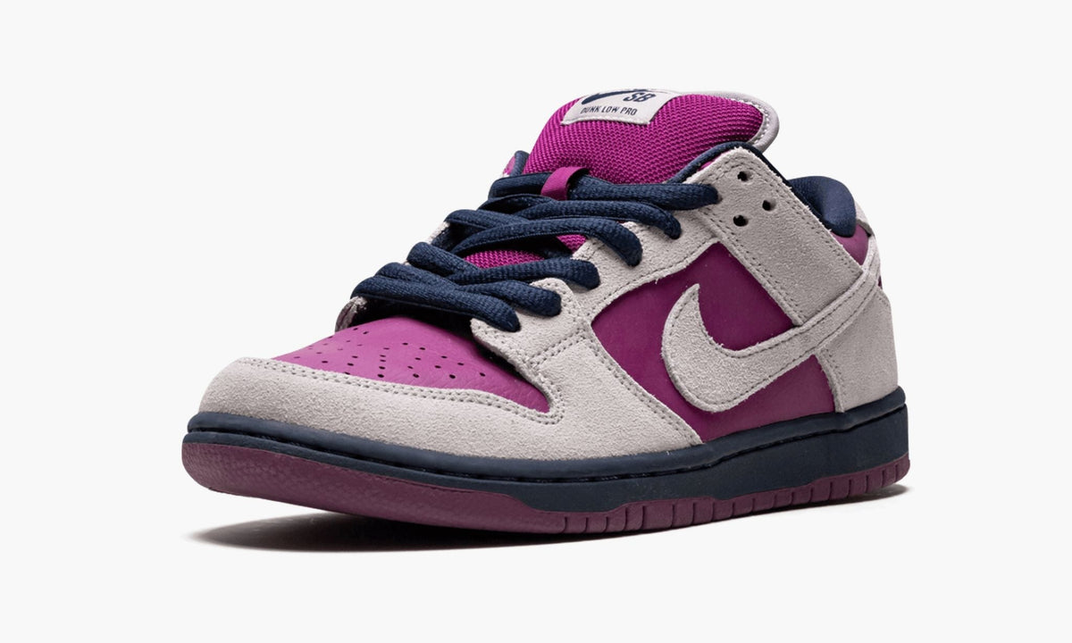 SB Dunk Low Pro "True Berry" - View 5