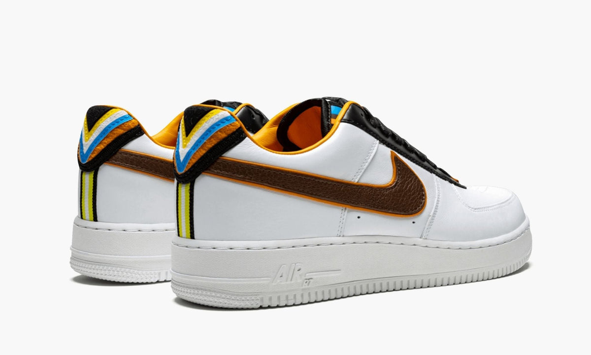 Air Force 1 Low SP "Riccardo Tisci - White" - Angle View 4