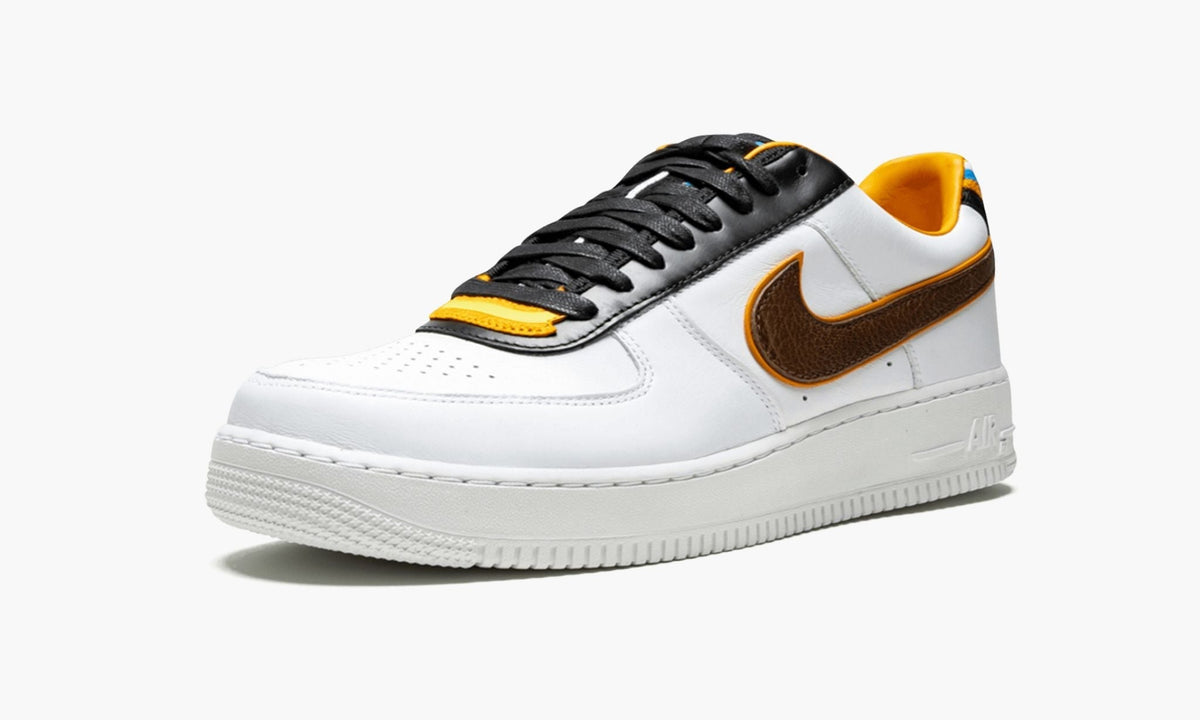 Air Force 1 Low SP "Riccardo Tisci - White" - Angle View 5
