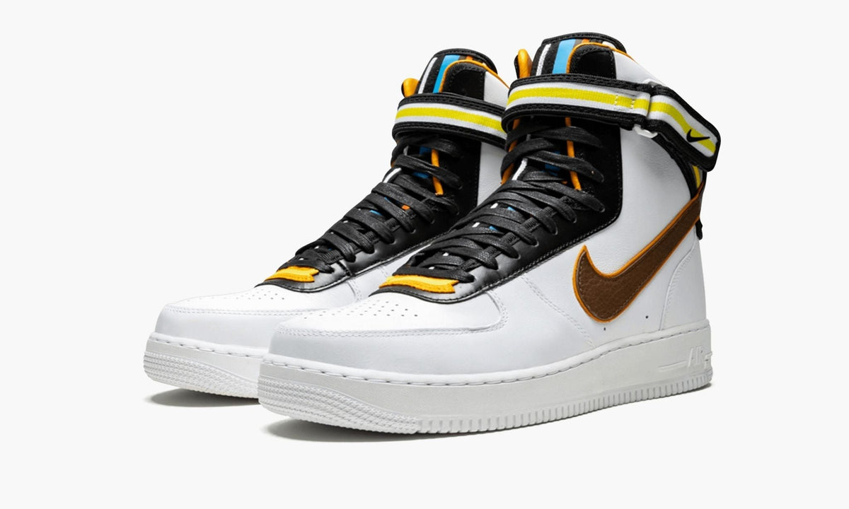 Air Force 1 Hi SP Tisci "White" - Angle View 3