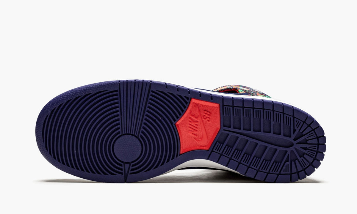 SB Dunk High TRD QS "Ugly Christmas Sweater" - View 6