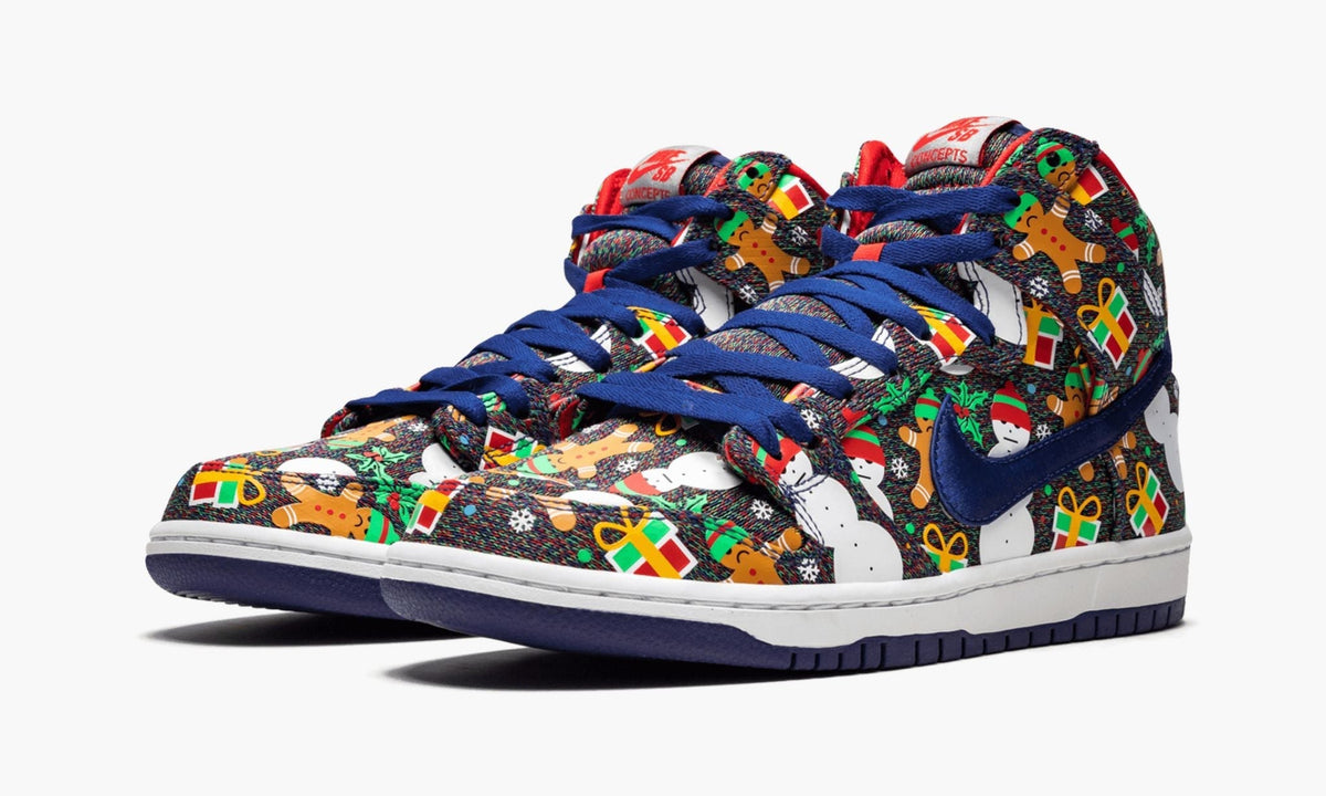 SB Dunk High TRD QS "Ugly Christmas Sweater" - View 3