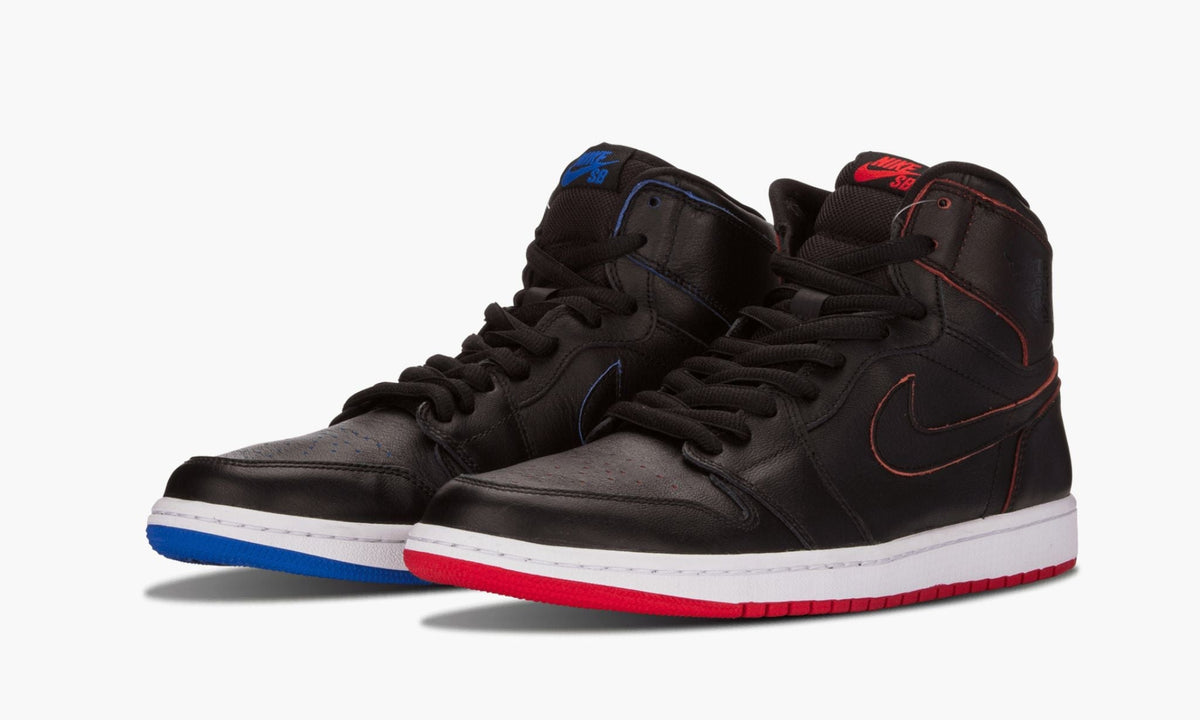 Jordan 1 SB QS "Lance Mountain" - Angle View 3