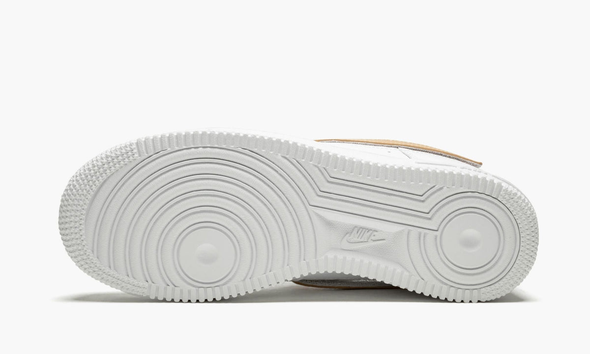 Air Force 1 ' 07 LV8 3 "Removable Swoosh" - Angle View 6
