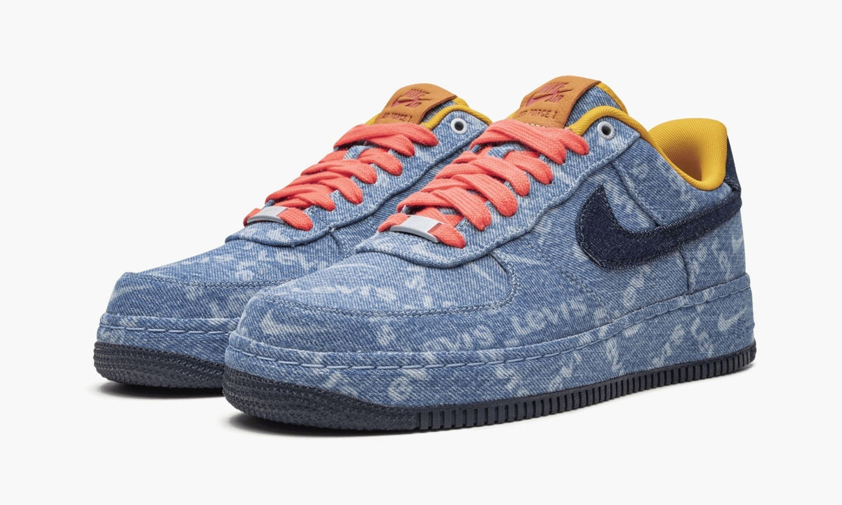 Air Force 1 Low "Levi's Denim" - Angle View 3