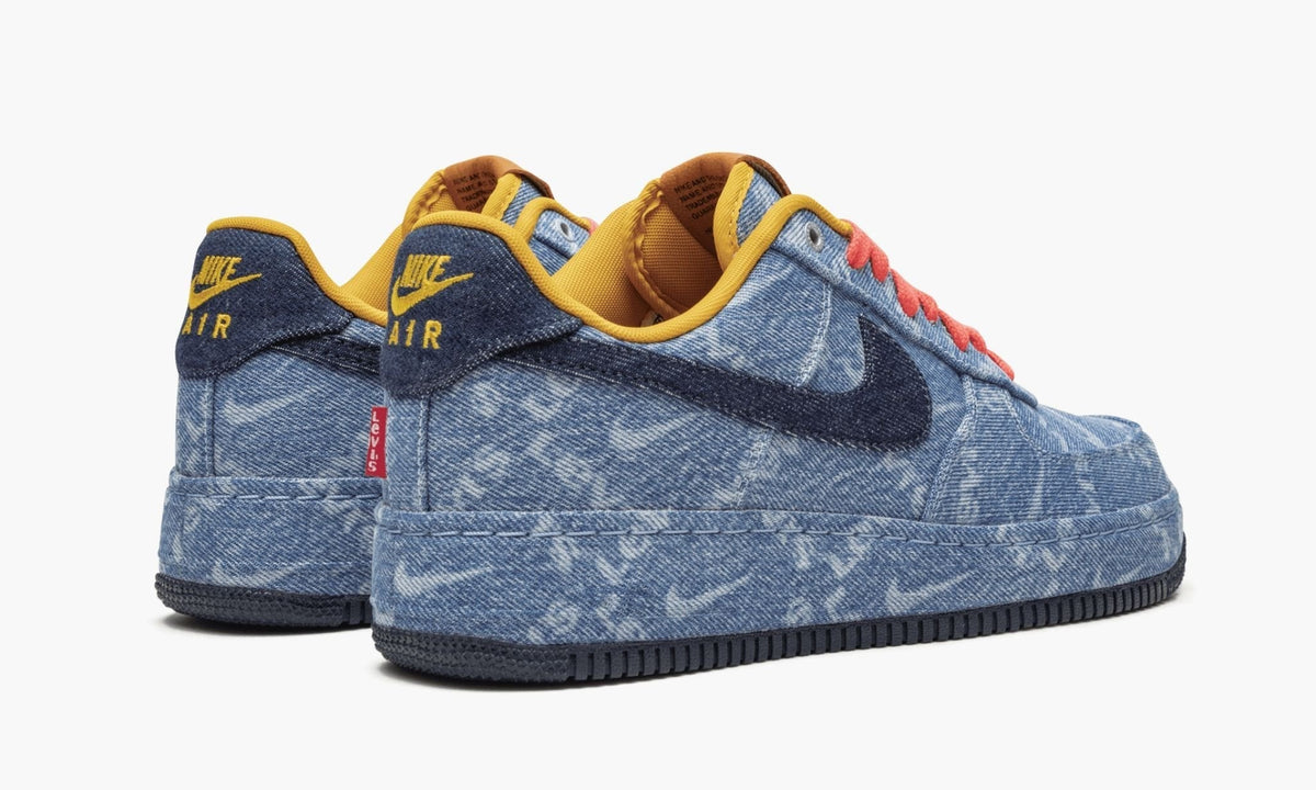 Air Force 1 Low "Levi's Denim" - Angle View 4