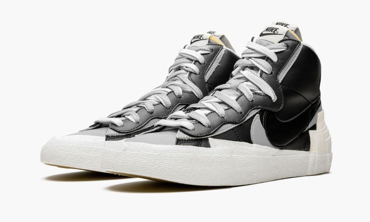 Blazer Mid "Sacai - Black/Grey" - View 3