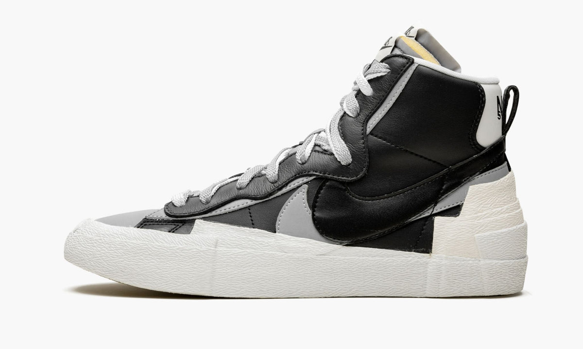 Blazer Mid "Sacai - Black/Grey" - View 2