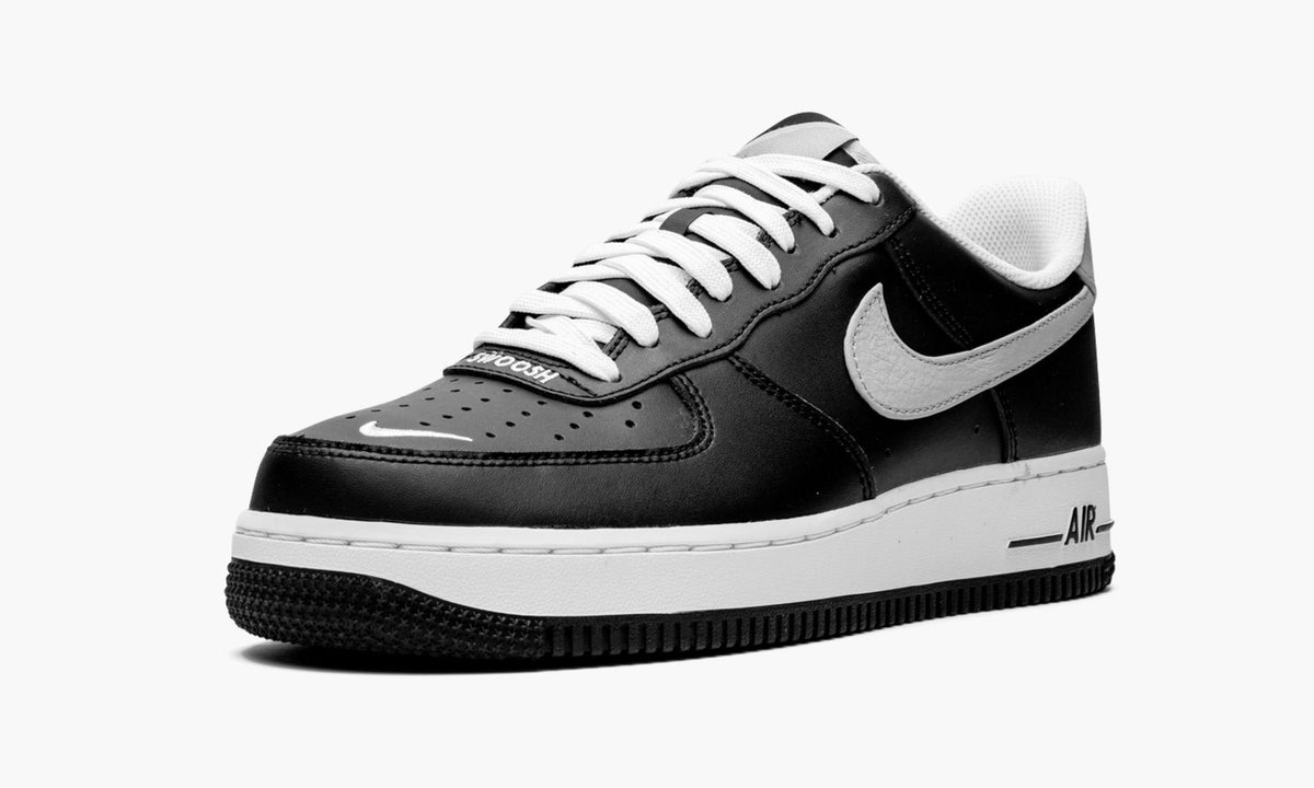 Air Force 1 07 LV8 4 "Swoosh Pack" - Angle View 5