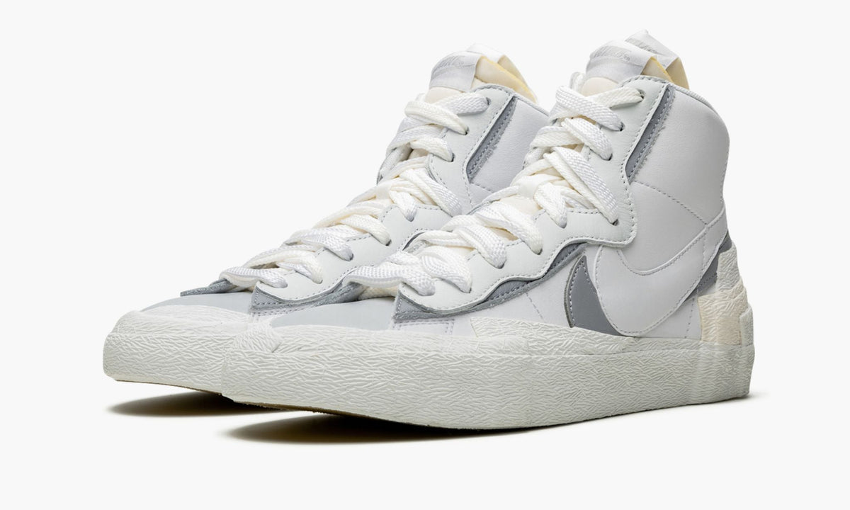 Blazer Mid "Sacai - Triple White" - View 3