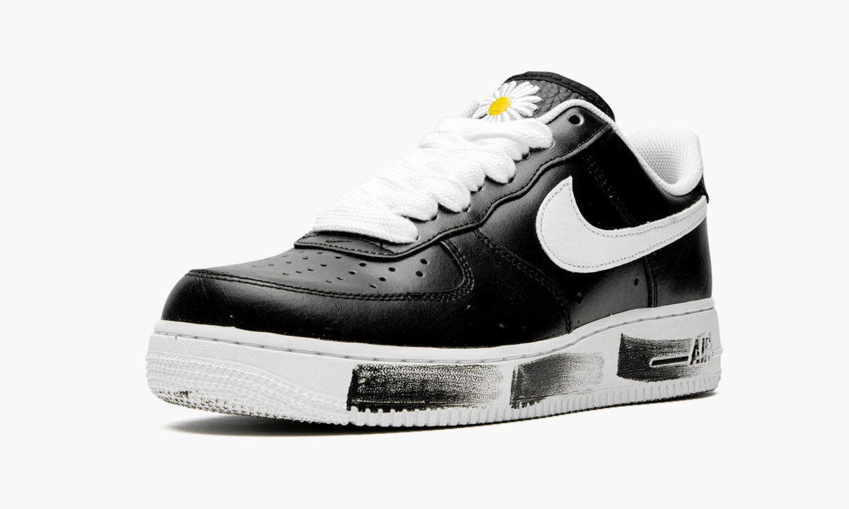 Air Force 1 Low "G-Dragon" - Angle View 5