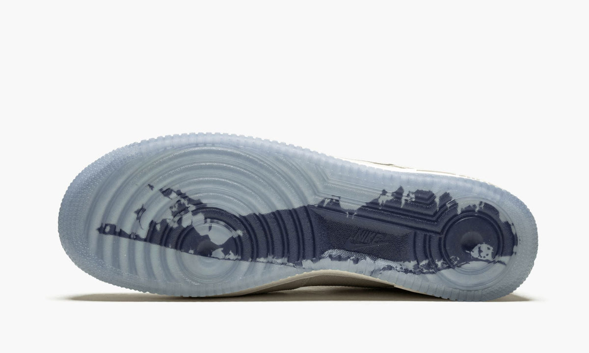 Air Force 1 Low Retro "Jones Beach" - Angle View 6