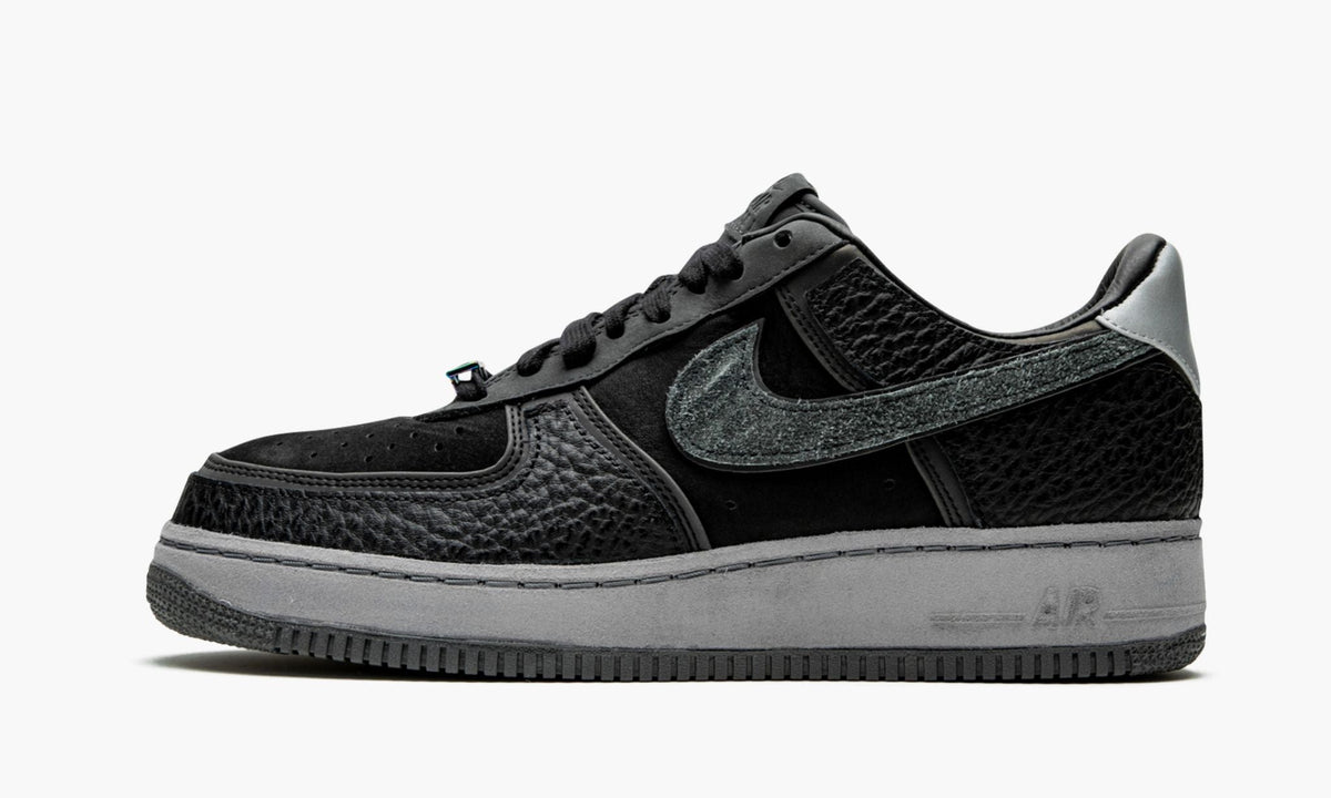Air Force 1 07 / AMM "A Ma Maniere - Hand Wash Cold" - Angle View 2