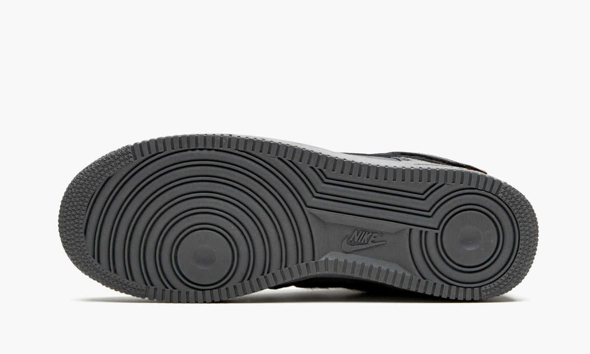 Air Force 1 07 / AMM "A Ma Maniere - Hand wash Cold" - Angle View 6