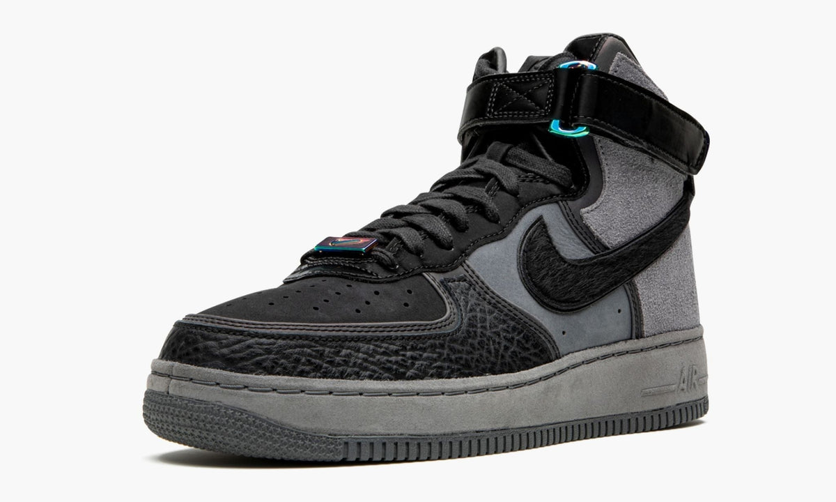 Air Force 1 07 / AMM "A Ma Maniere - Hand wash Cold" - Angle View 5