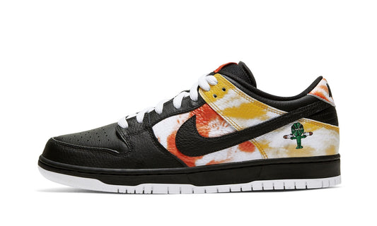 SB Dunk Low "Tie-Dye Rayguns 2019 - Black" - View 1