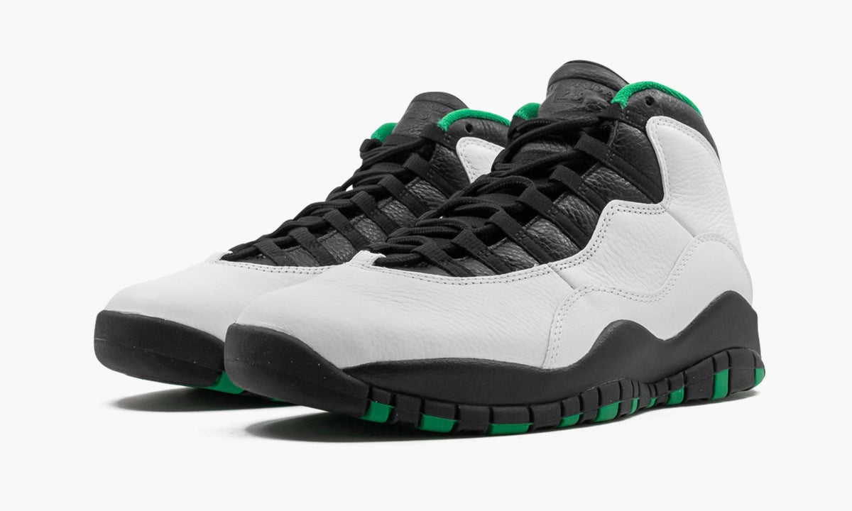 Air Jordan 10 "Seattle Supersonics" - Angle View 3