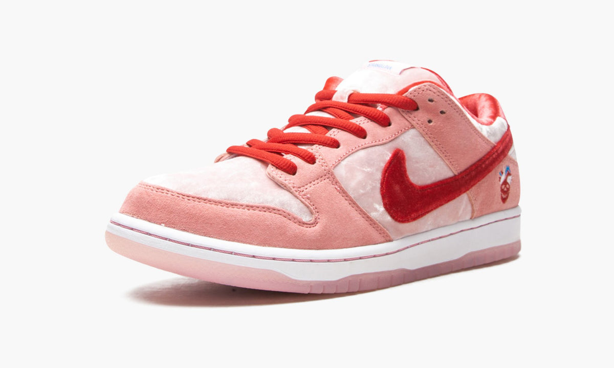 SB Dunk Low "StrangeLove - Special Box" - View 5