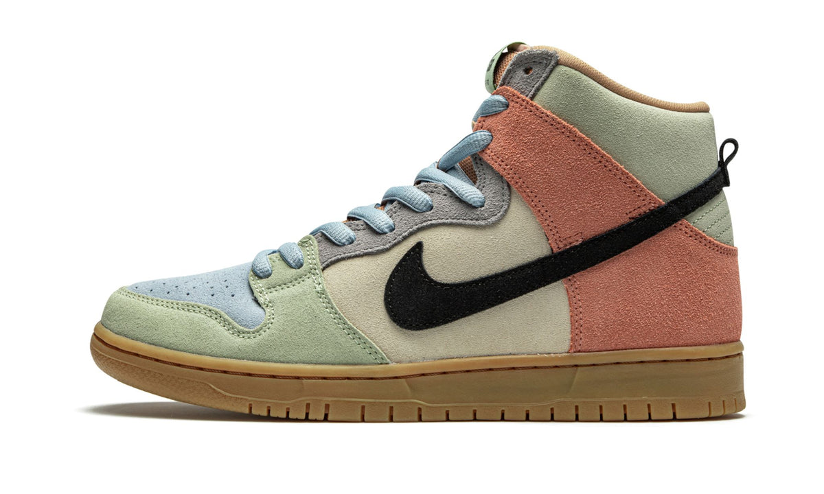 SB Dunk High "Spectrum" - View 1