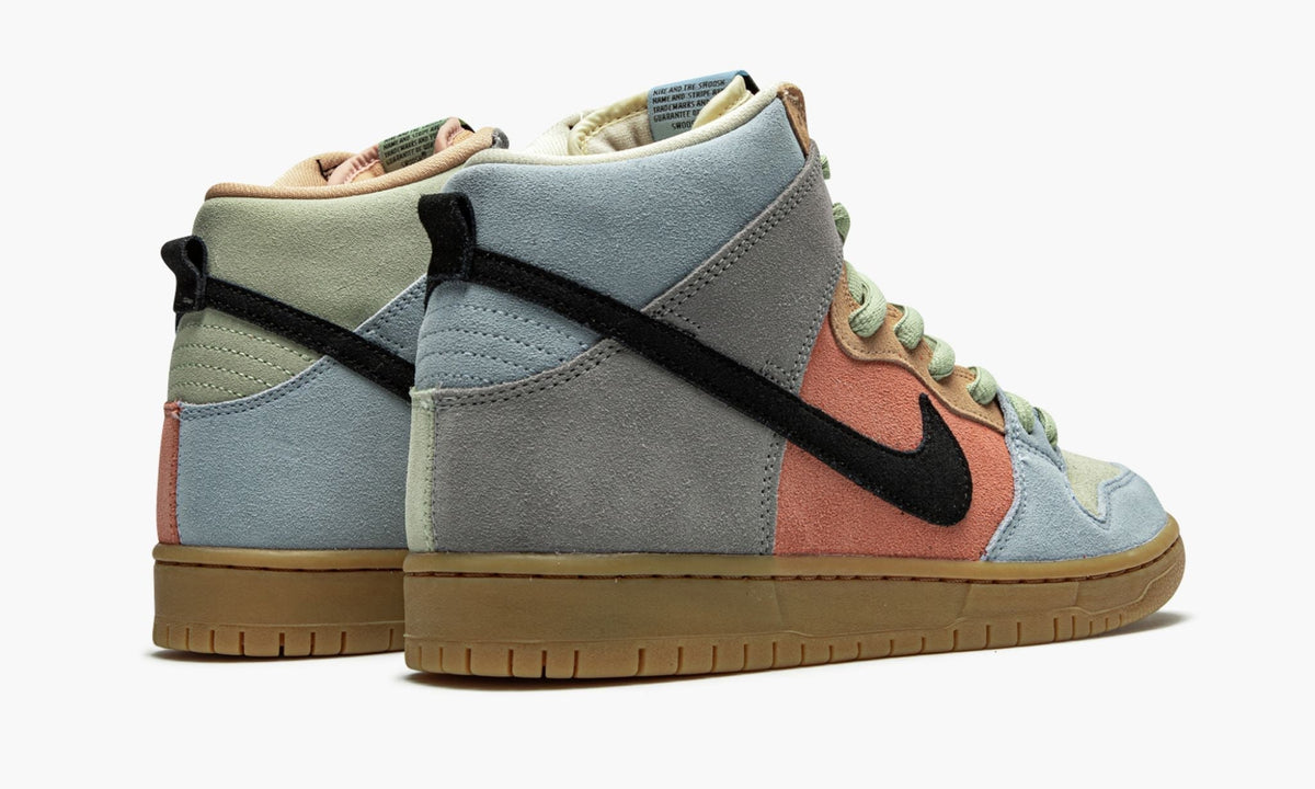 SB Dunk High "Spectrum" - View 4