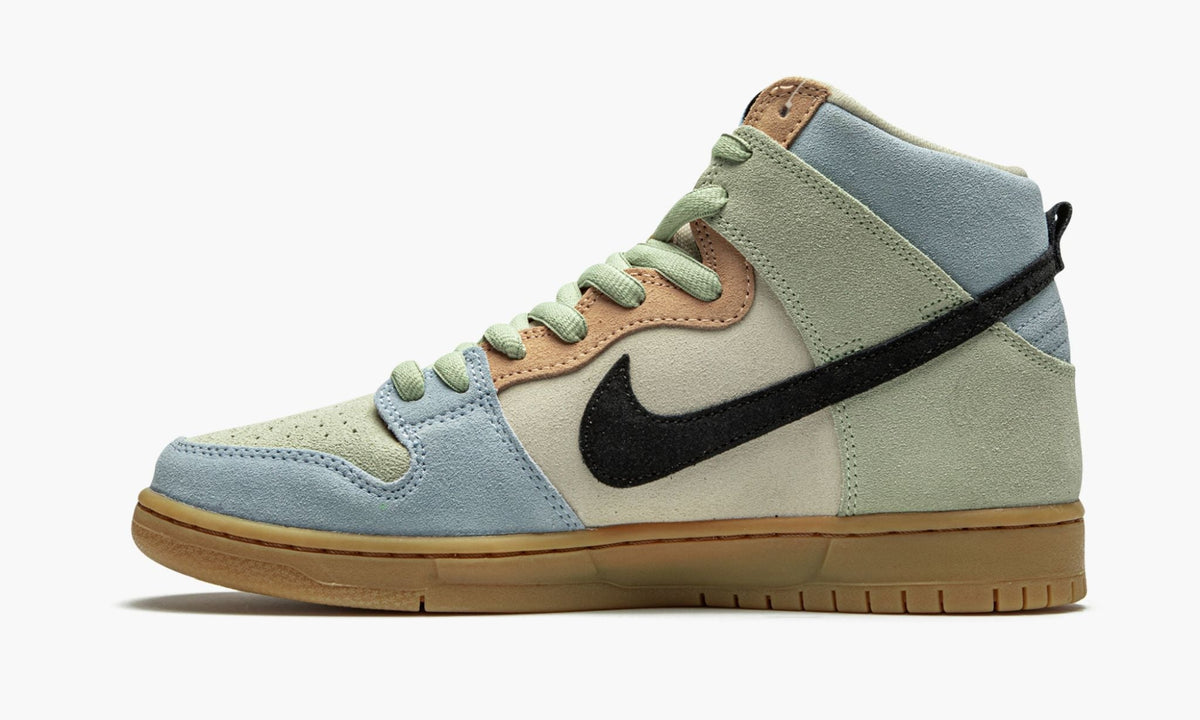 SB Dunk High "Spectrum" - View 8