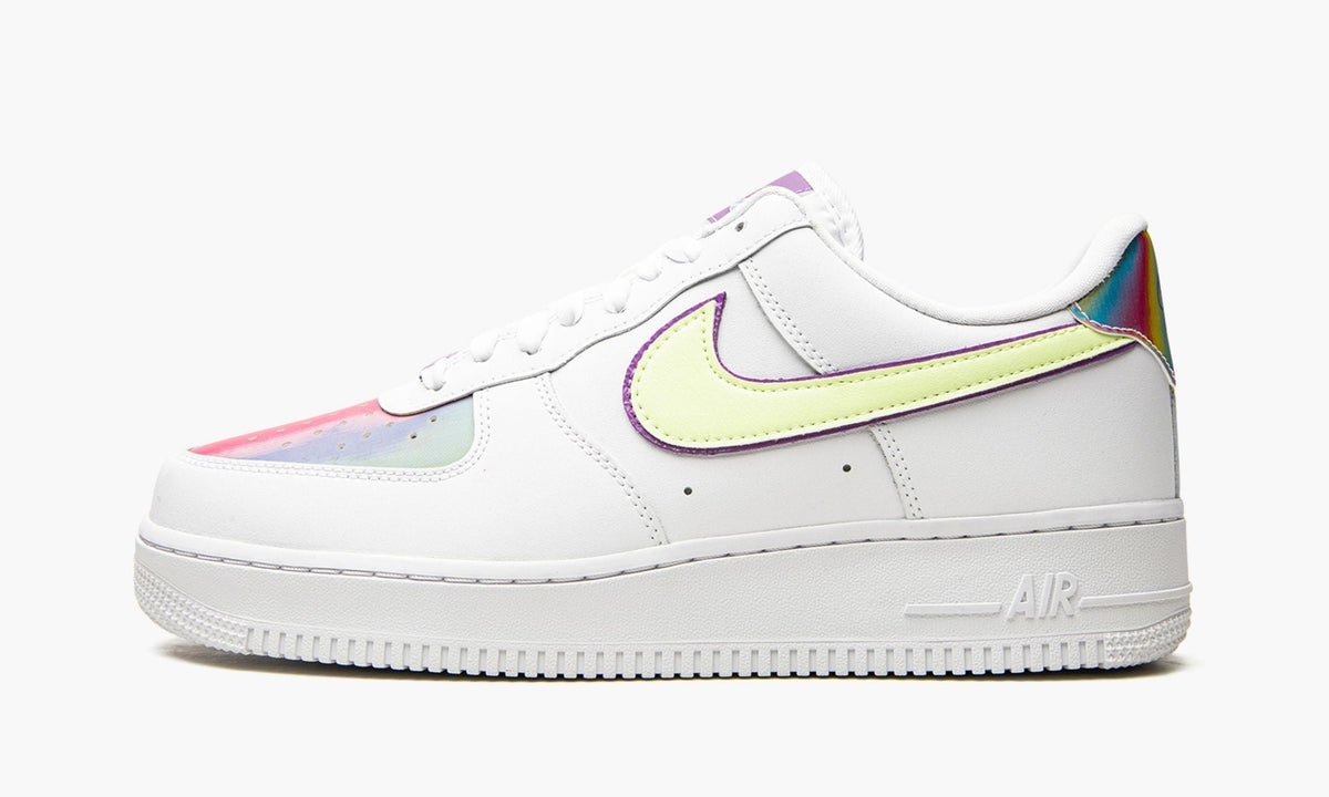 Air Force 1 Low WMNS "Easter 2020" - Angle View 2