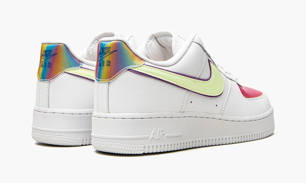 Air Force 1 Low WMNS "Easter 2020" - Angle View 4