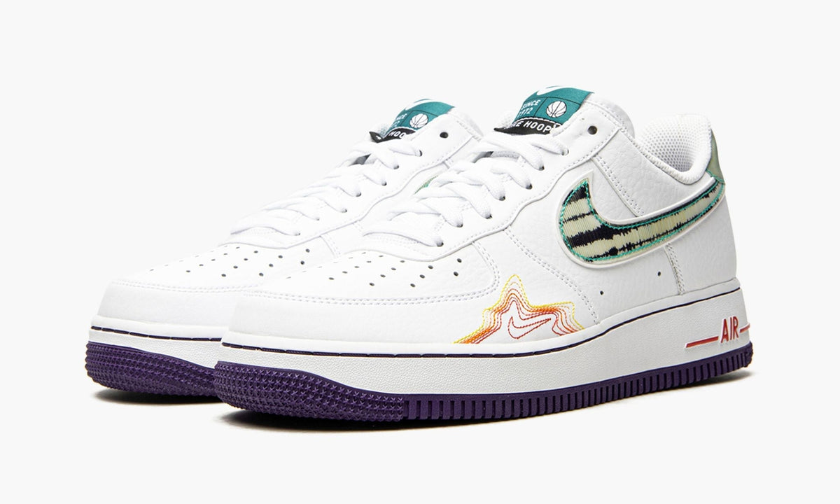 Air Force 1 Low "Pregame Pack - De'Aaron Fox" - Angle View 3