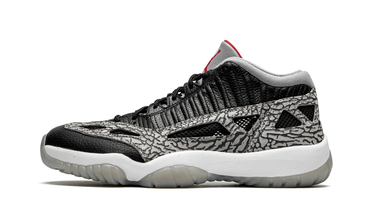 Air Jordan 11 Low IE "Black Cement" - Main View