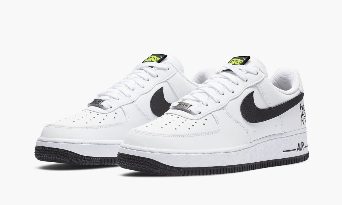 Air Force 1 Low "NY vs NY" - Angle View 3